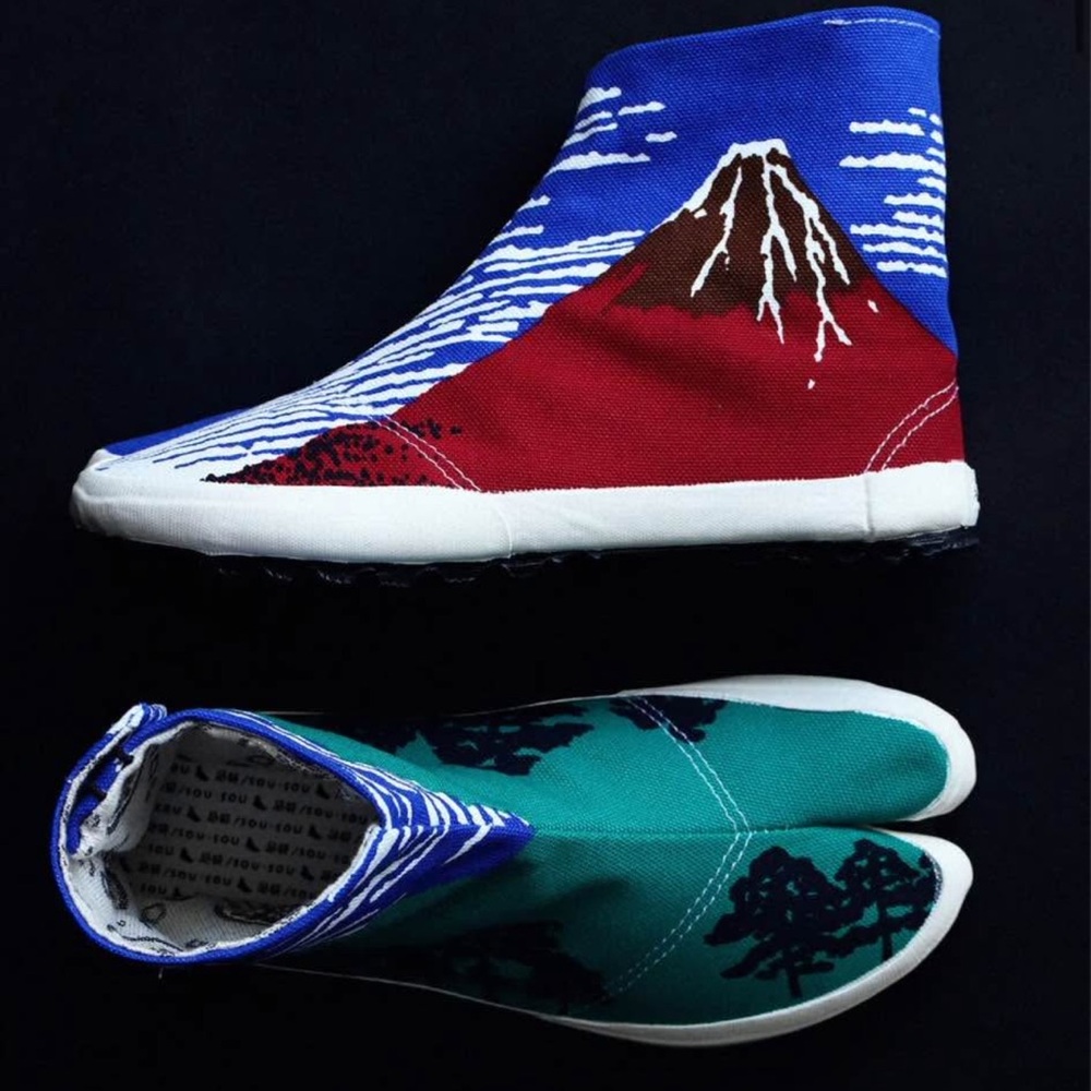 Split Toe Tabi Shoes / Red Fuji